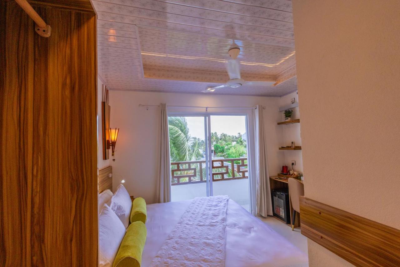 Hotel Batuta Maldives Fourson Thulusdhoo Exterior foto