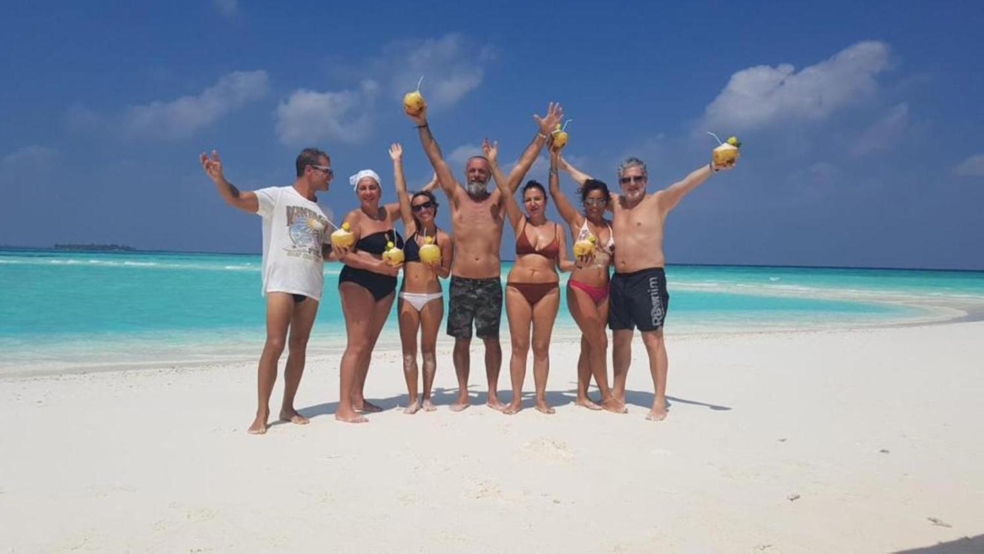 Hotel Batuta Maldives Fourson Thulusdhoo Exterior foto